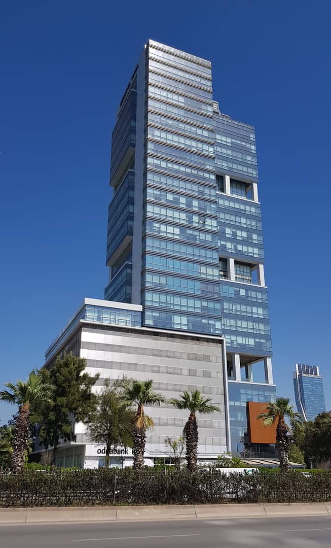 Megapol Tower — ofis binası