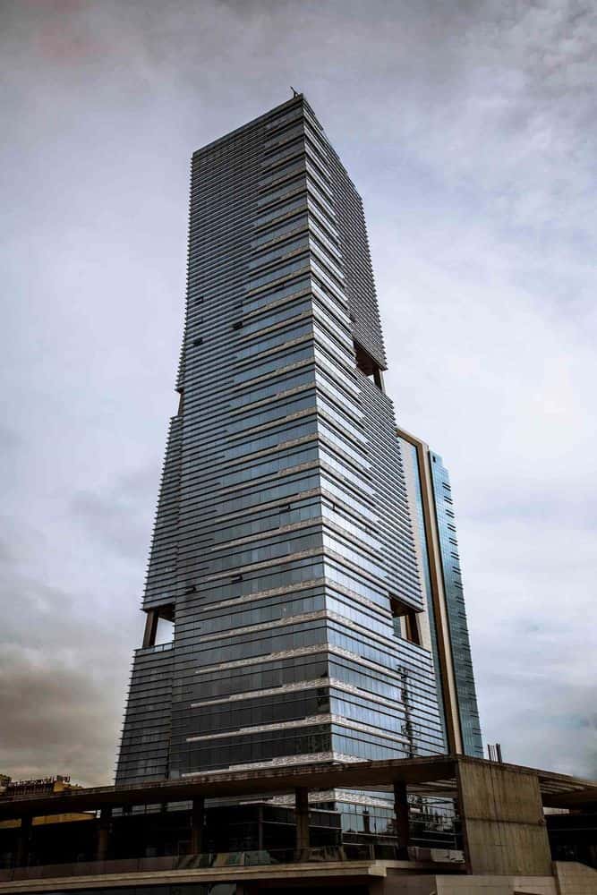 Paragon Tower — ofis binası