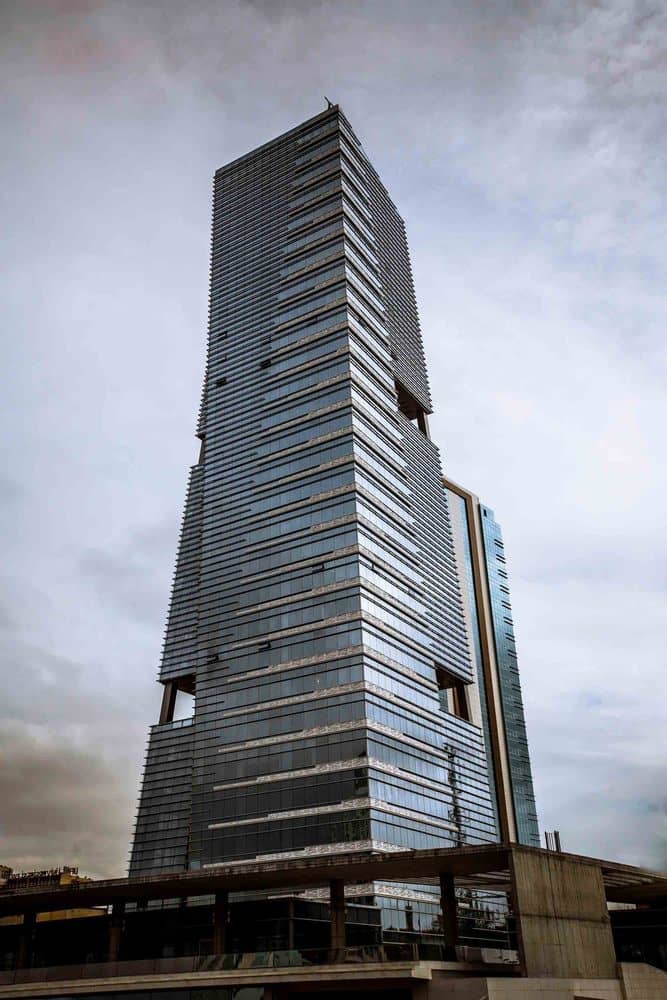 Paragon Tower — ofis binası
