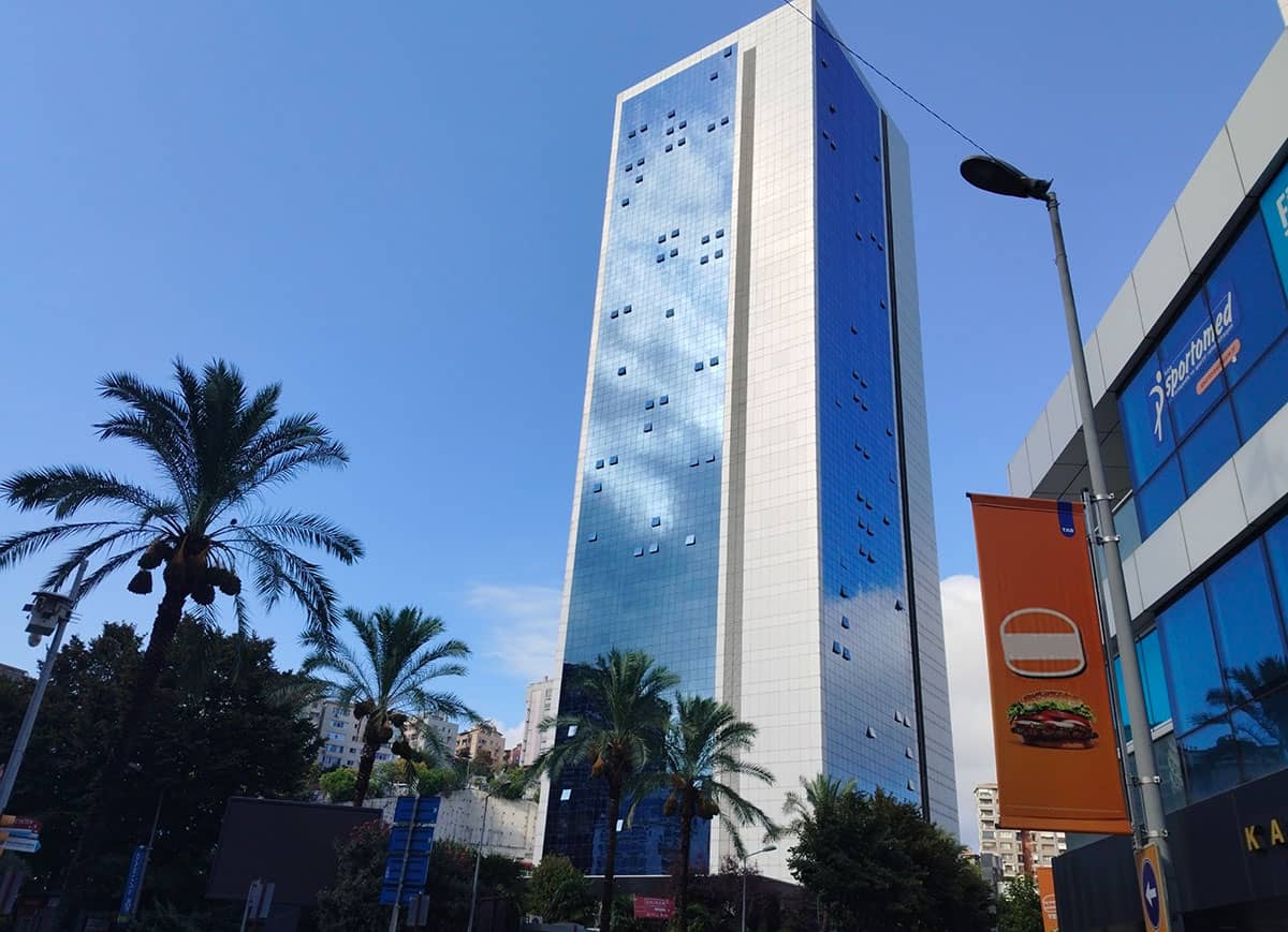 Polat Tower — ofis binası