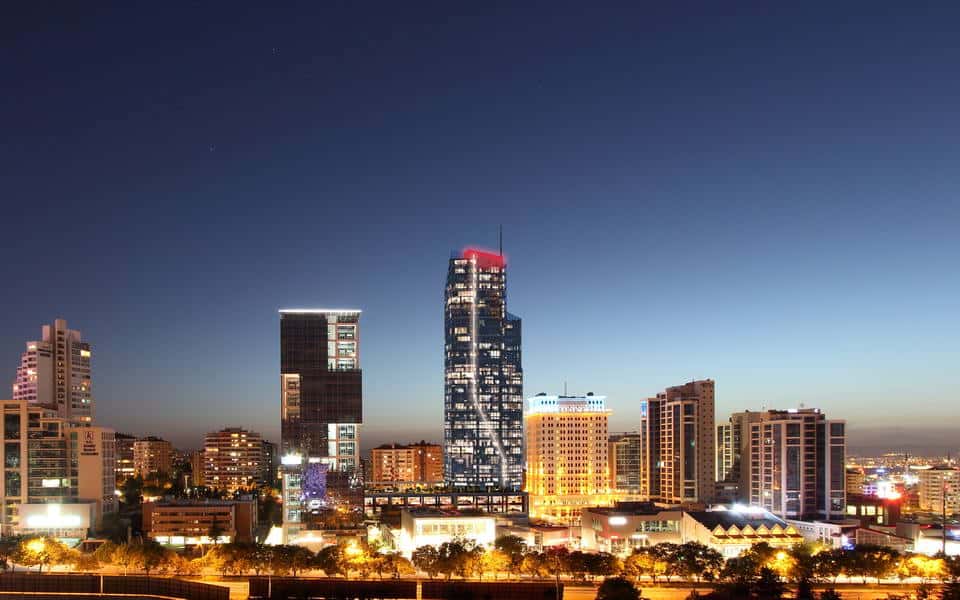 Regnum Sky Tower — ofis binası