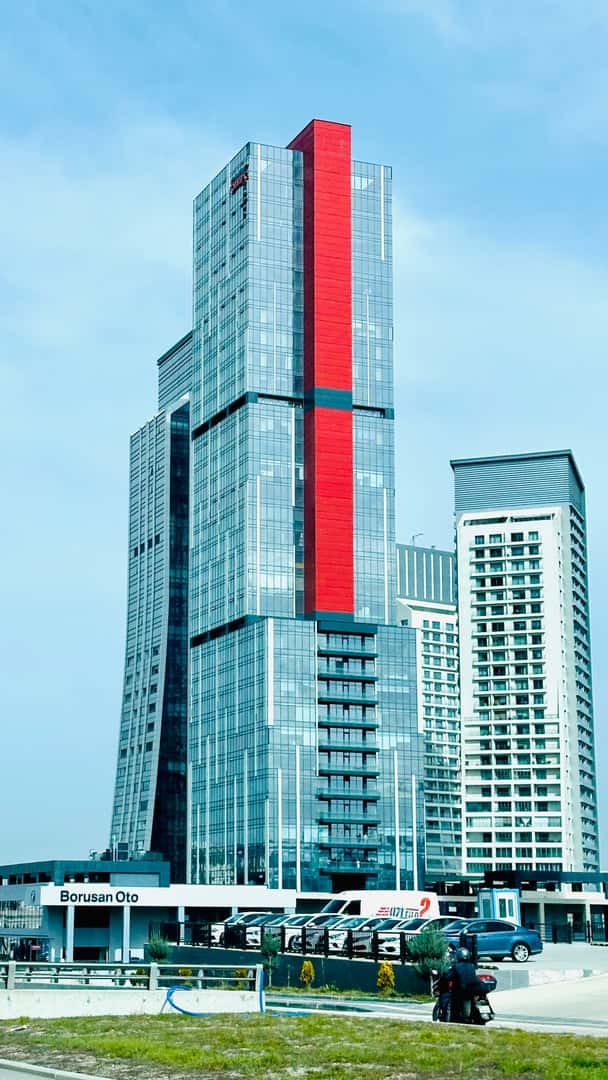 SMK Tower — ofis binası