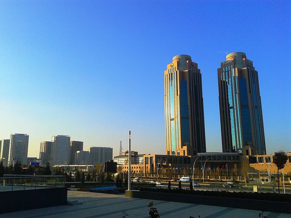 TOBB İkiz Kuleler — ofis binası