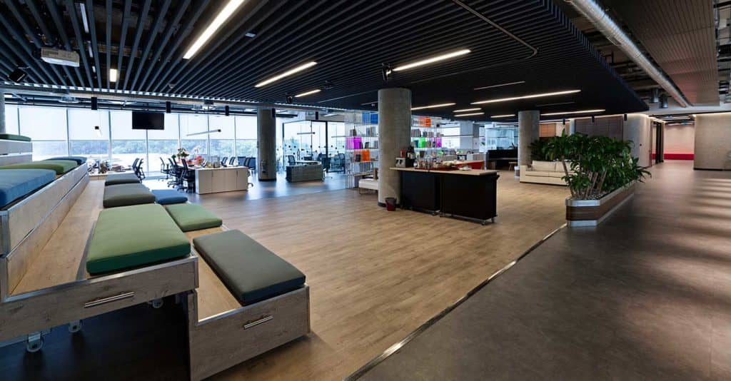 Uniq İstanbul — ofis binası