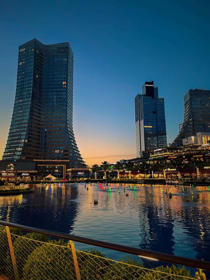 Watergarden — ofis binası