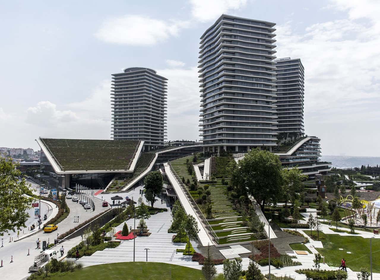 Zorlu Center — ofis binası