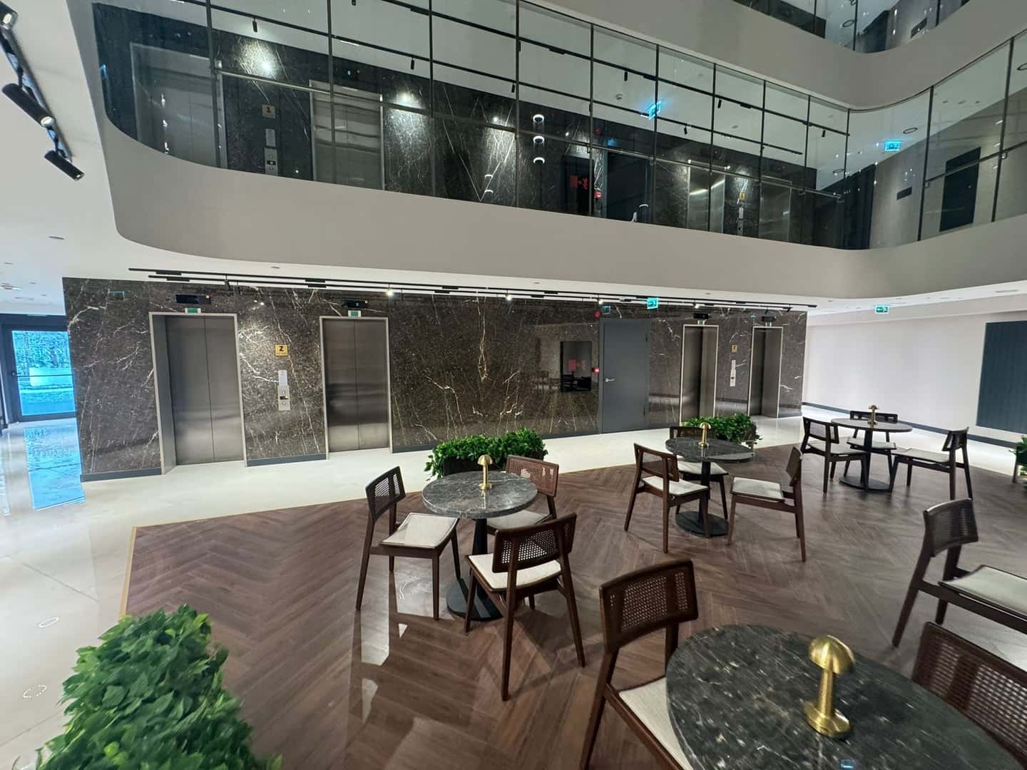 Alize Tower - Plaza Katı Ümraniye - Fotoğraf 2