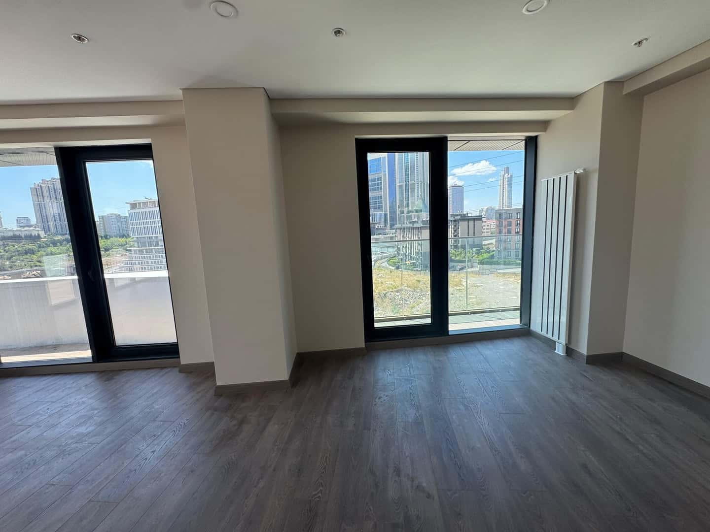 Alize Tower - Plaza Katı Ümraniye - Fotoğraf 3