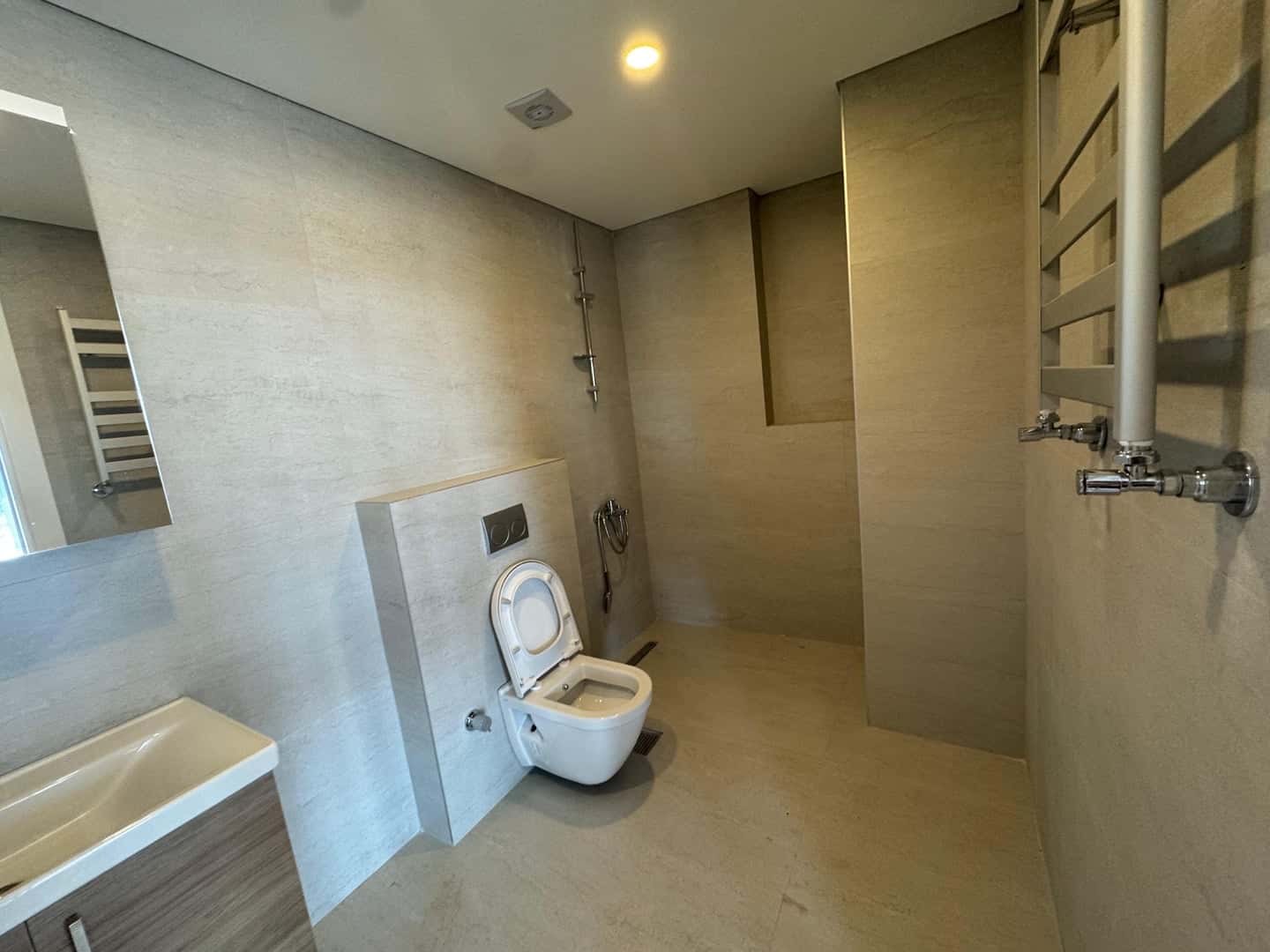 Alize Tower - Plaza Katı Ümraniye - Fotoğraf 5