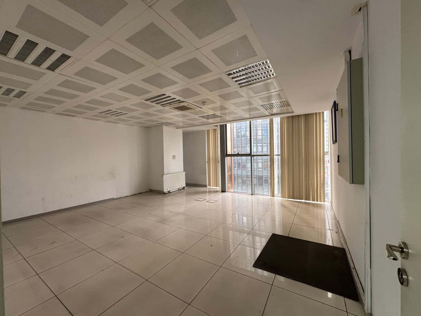 Ata Center - Büro/Ofis Sarıyer - Fotoğraf 4