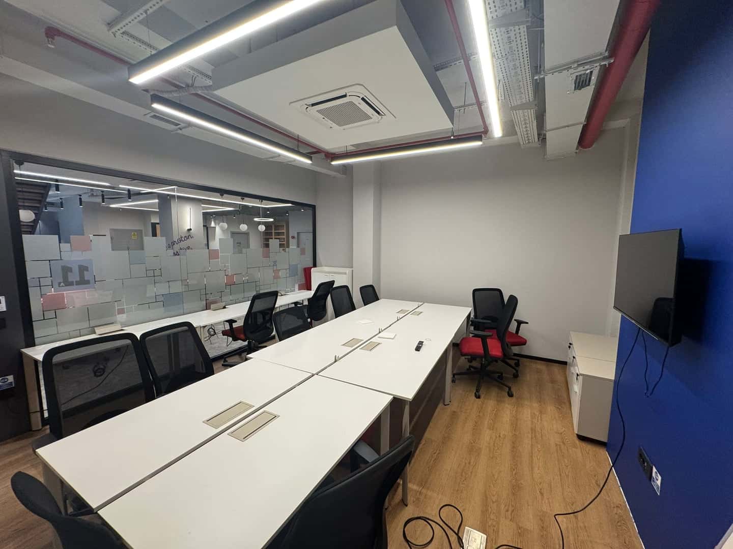 Ataşehir Küçükbakkalköy - Hazır Ofis Ataşehir - Fotoğraf 2