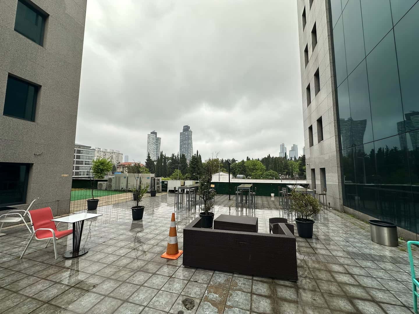 Bolkan Center - Hazır Ofis Şişli - Fotoğraf 4