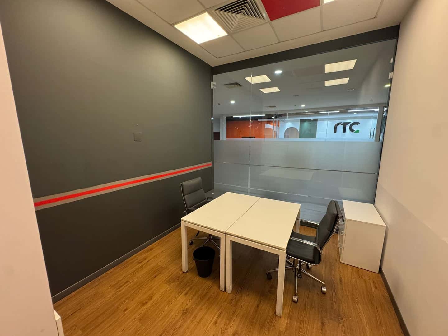 EGS Business Park - Fotoğraf 1