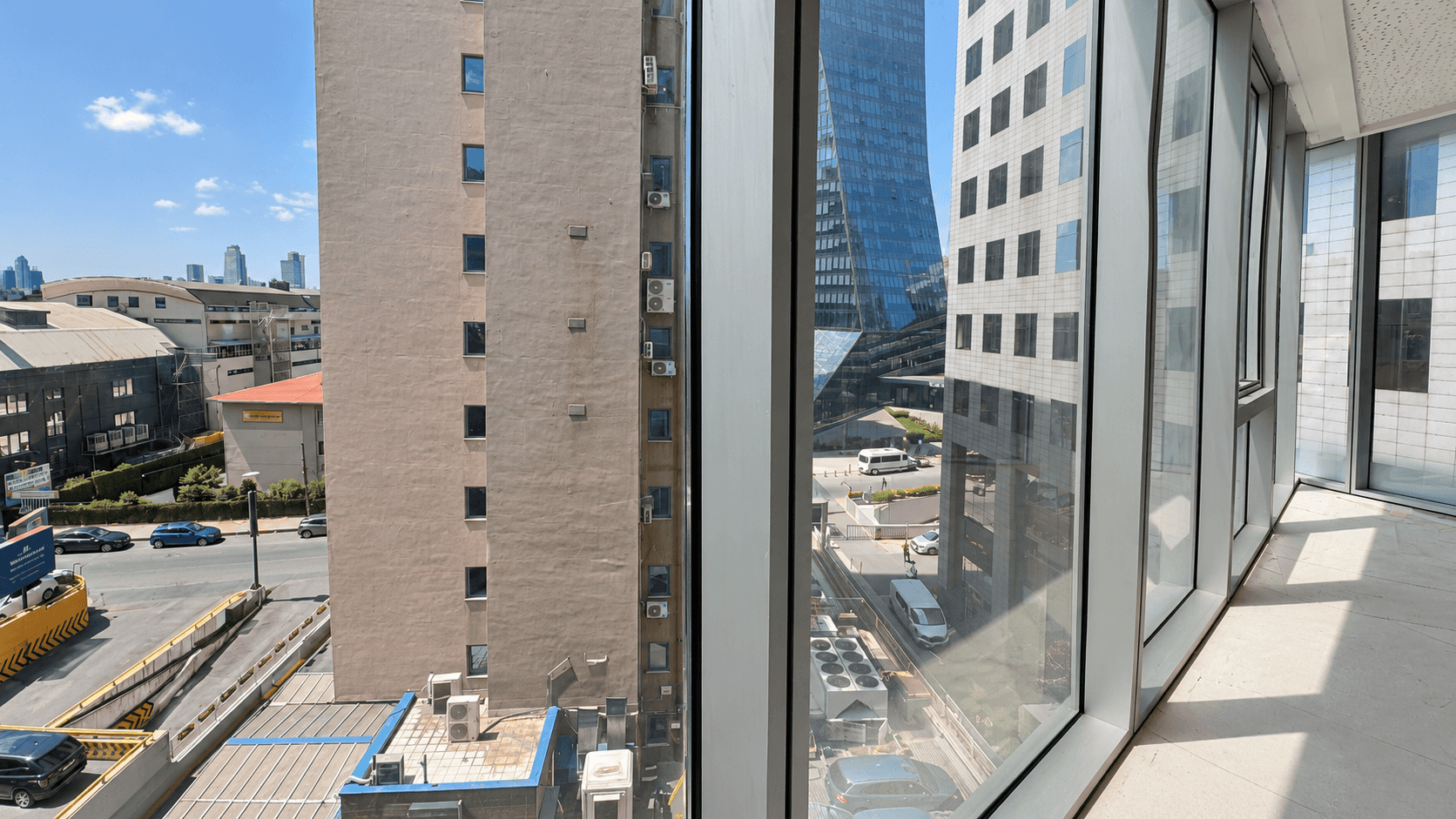 FOCUS Levent Plaza - Plaza Katı Şişli - Fotoğraf 4