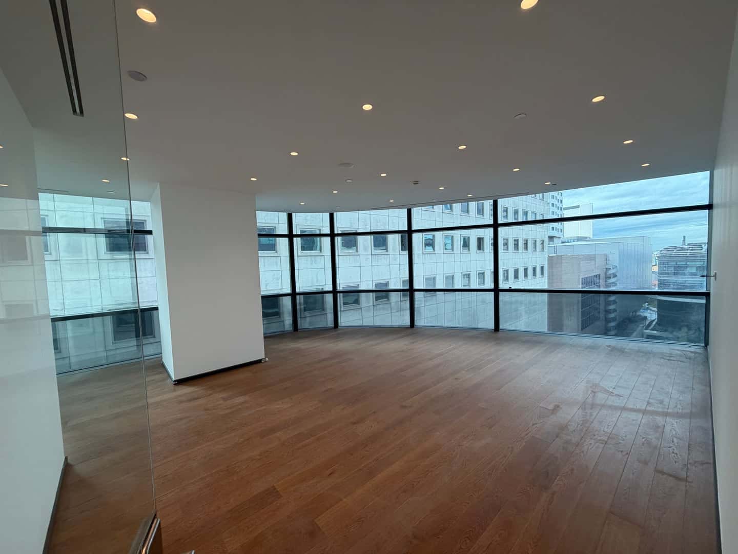 Ferko Signature - Plaza Katı Şişli - Fotoğraf 5