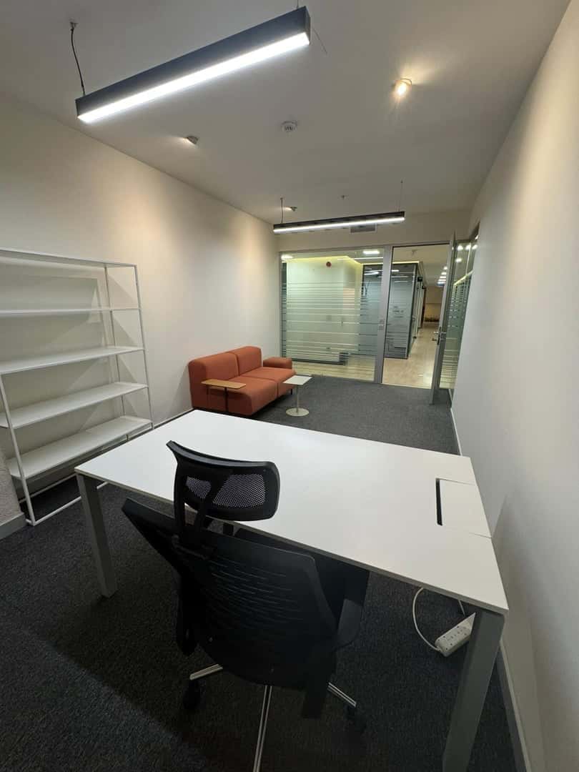 Kanyon Avm Yanında 22m2 Hazır Ofis - Hazır Ofis Şişli - Fotoğraf 3