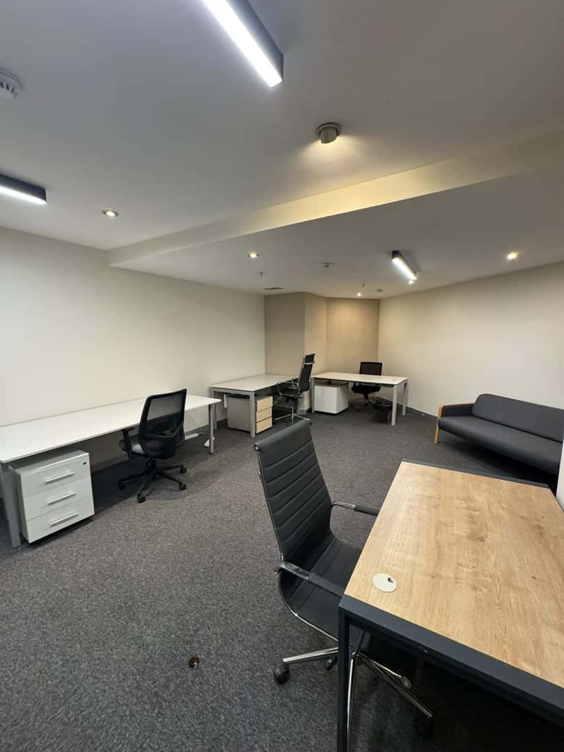 Kanyon Avm Yanında 42m2 Hazır Ofis - Fotoğraf 1