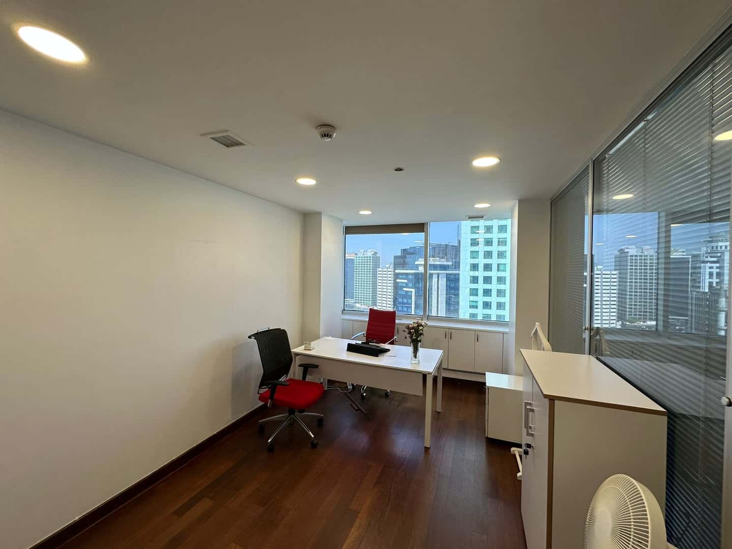 Maslak Beybi Giz - Hazır Ofis Sarıyer - Fotoğraf 3