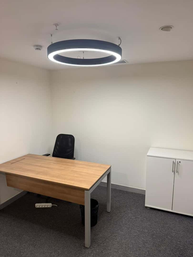 Kanyon Avm Yanında 11m2 Hazır Ofis - Fotoğraf 1