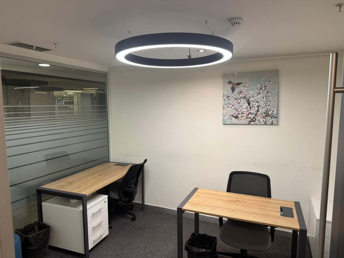 Kanyon Avm Yanında 14m2 Hazır Ofis - Fotoğraf 1