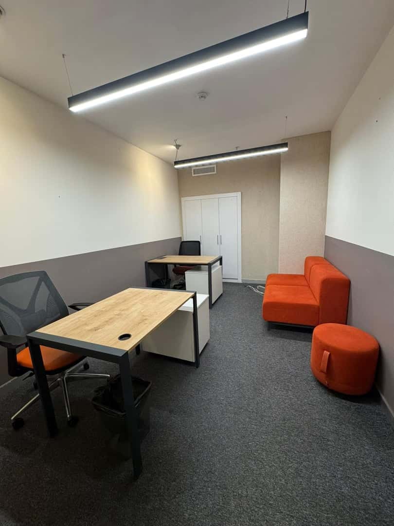 Kanyon Avm Yanında 18m2 Hazır Ofis - Fotoğraf 1