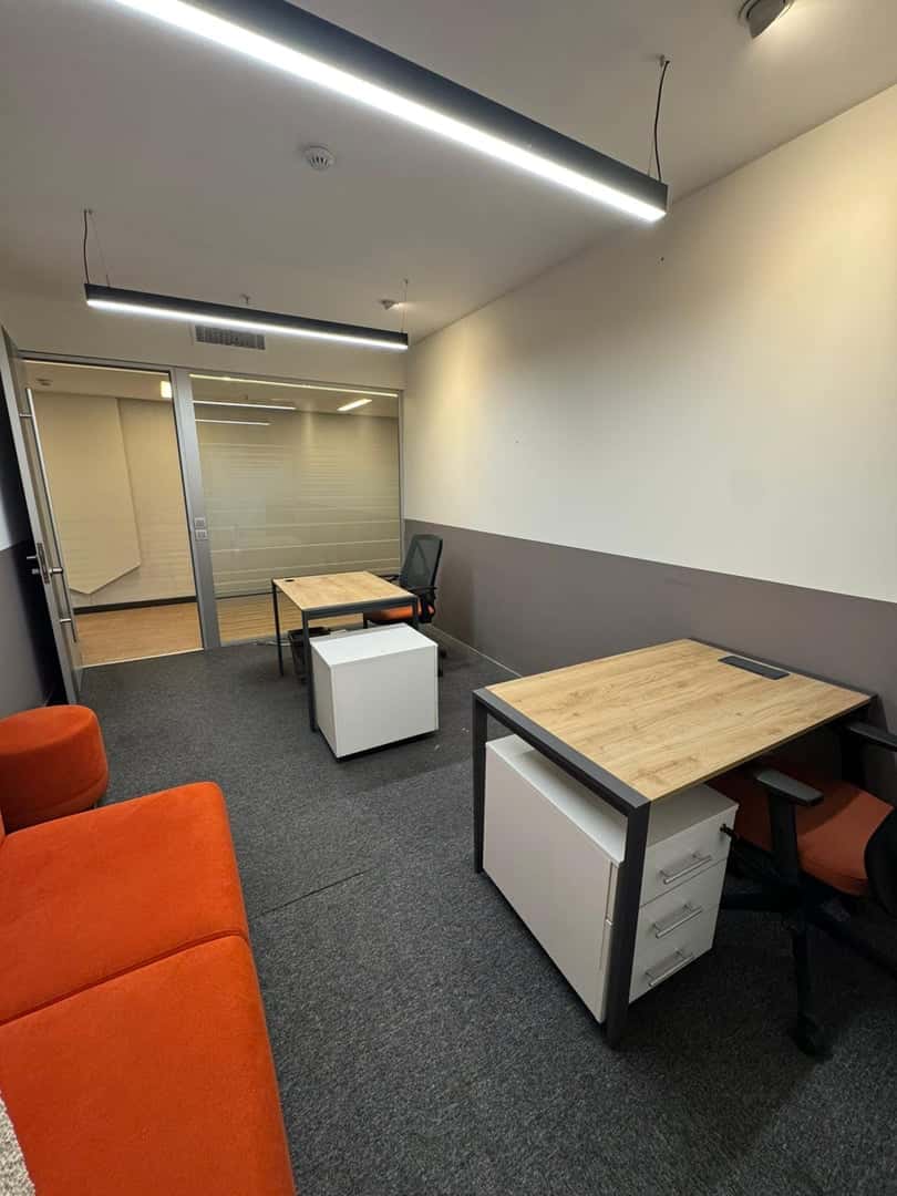 Kanyon Avm Yanında 18m2 Hazır Ofis - Hazır Ofis Şişli - Fotoğraf 3