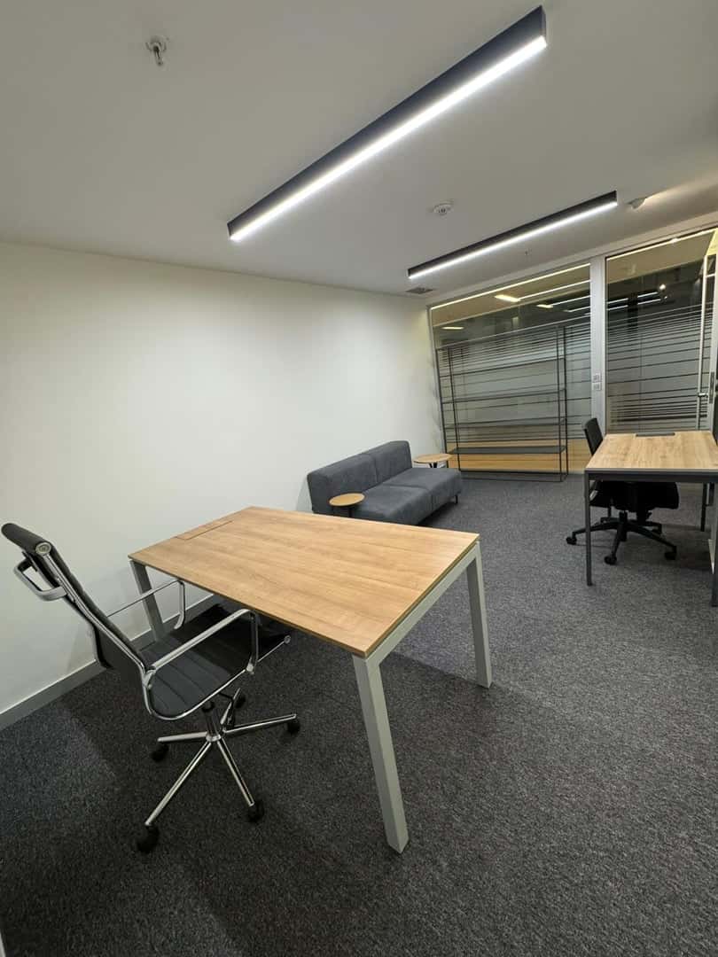 Kanyon Avm Yanında 18m2 Hazır Ofis - Fotoğraf 1