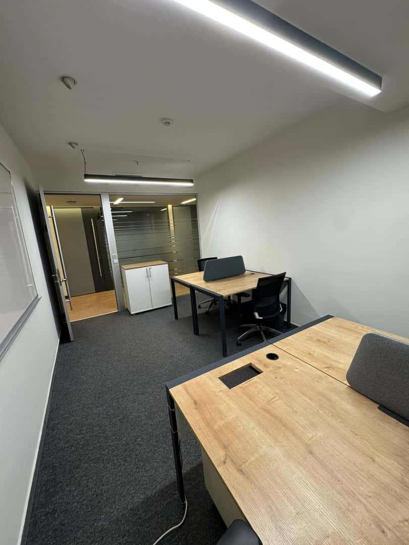 Kanyon Avm Yanında 19m2 Hazır Ofis - Fotoğraf 1