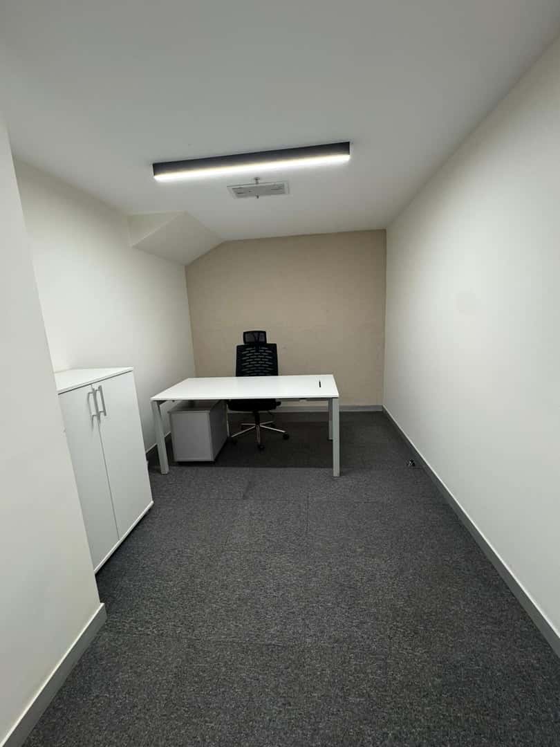 Kanyon Avm Yanında 19m2 Hazır Ofis - Hazır Ofis Şişli - Fotoğraf 2
