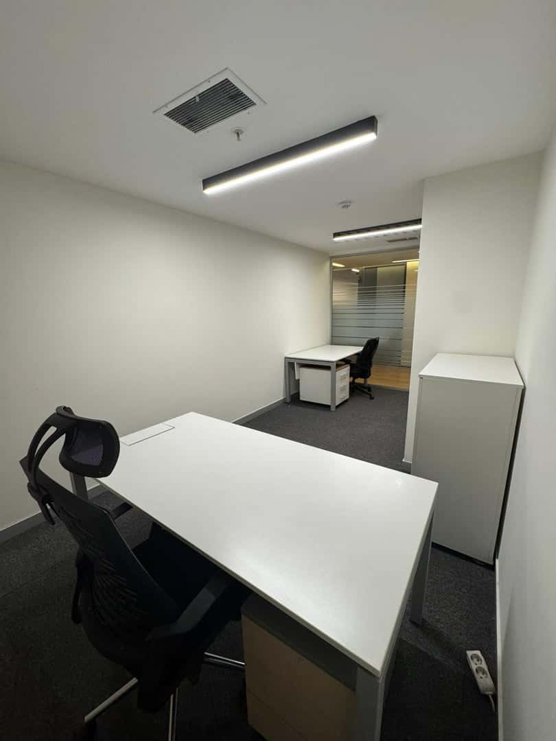 Kanyon Avm Yanında 19m2 Hazır Ofis - Fotoğraf 1