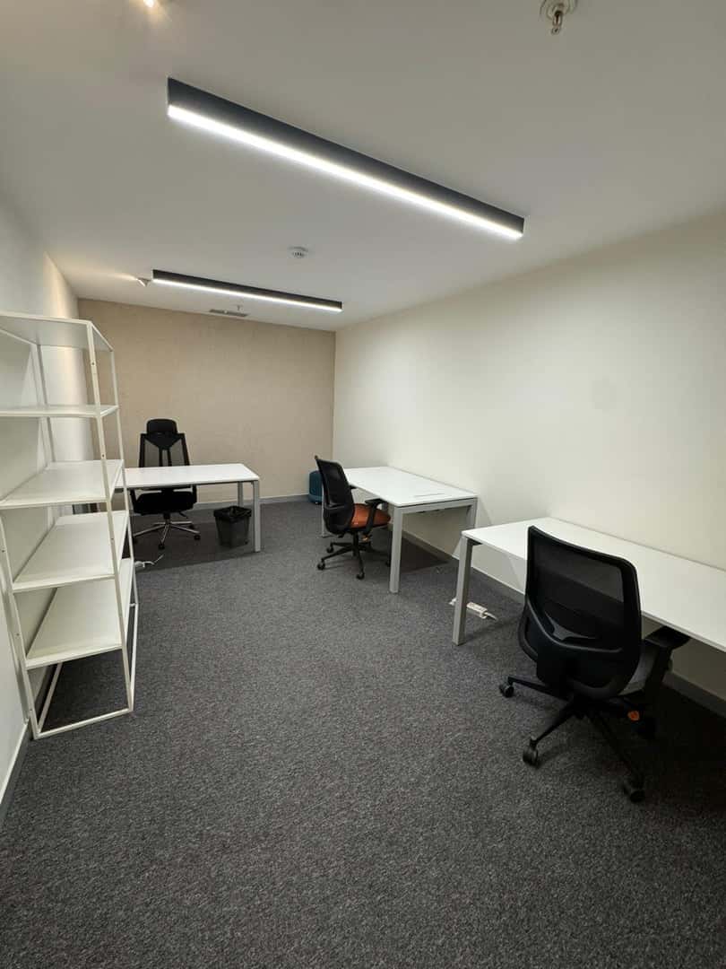 Kanyon Avm Yanında 20m2 Hazır Ofis - Fotoğraf 1