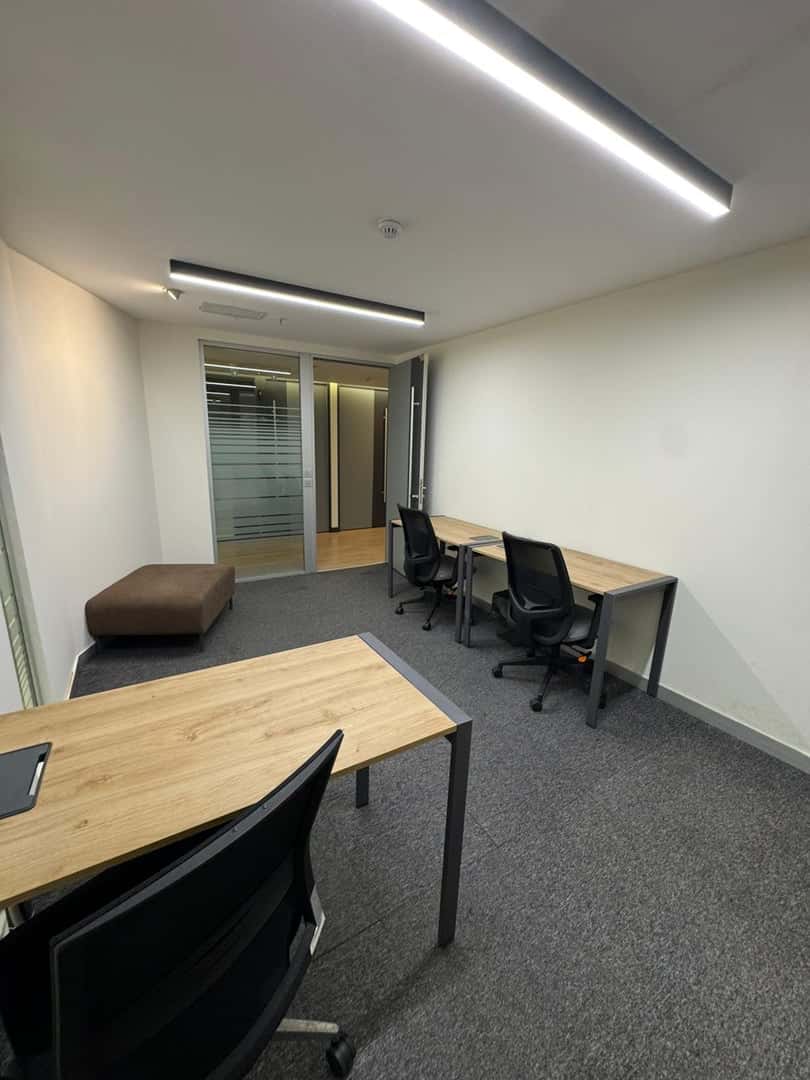 Kanyon Avm Yanında 21m2 Hazır Ofis - Fotoğraf 1