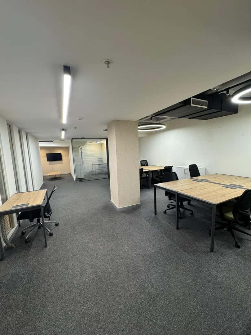 Kanyon Avm Yanında 76m2 Hazır Ofis - Fotoğraf 1